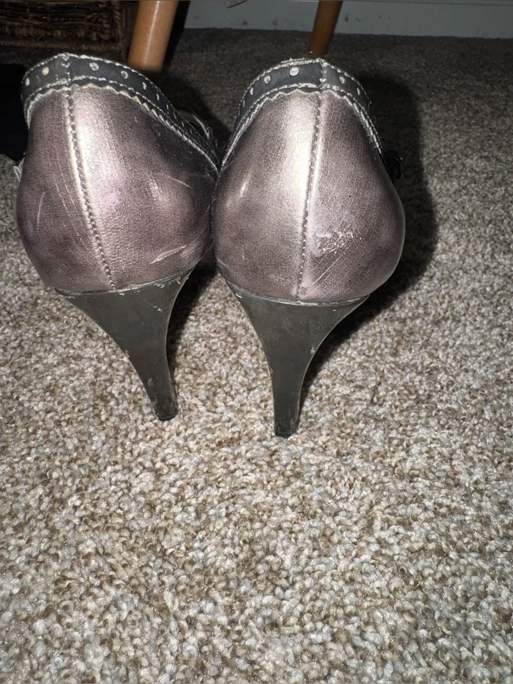 Dana Buchman Kourtney Badger Grey Oxford Mary Jane Heels
